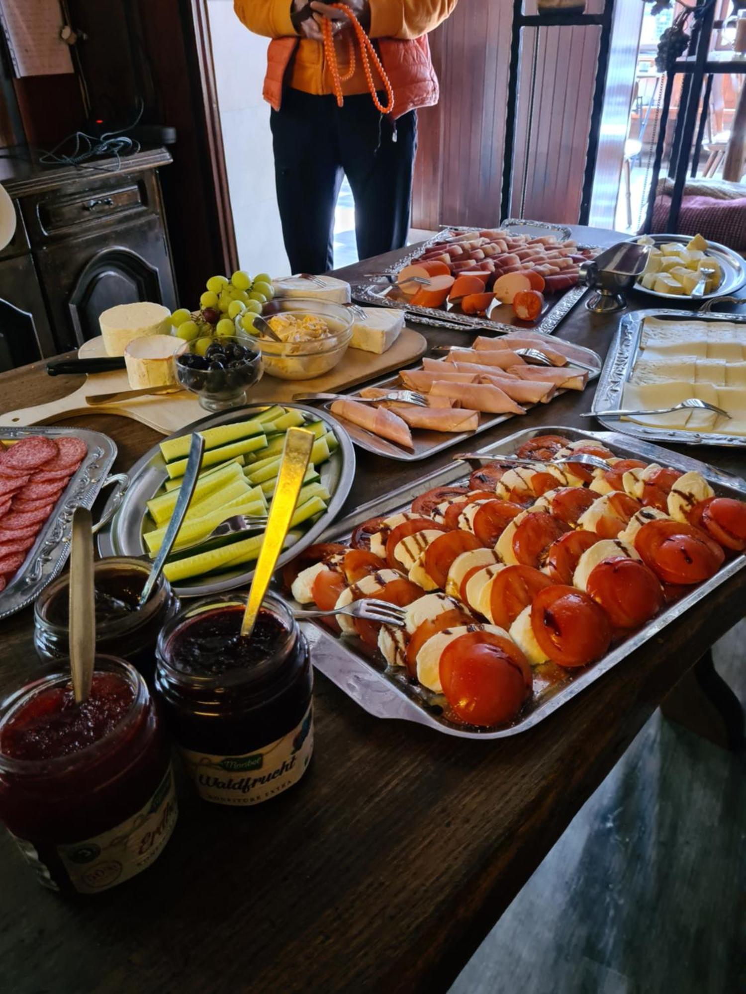 Zum Feti Pension Und Restaurant Ruedesheim am Rhein Luaran gambar